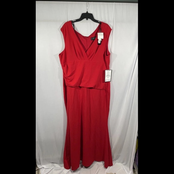 NWT Betsy & Adam [ PLUS size 22W‎ ] Sweetheart V Neck Ruched Gown Red - Picture 5 of 12